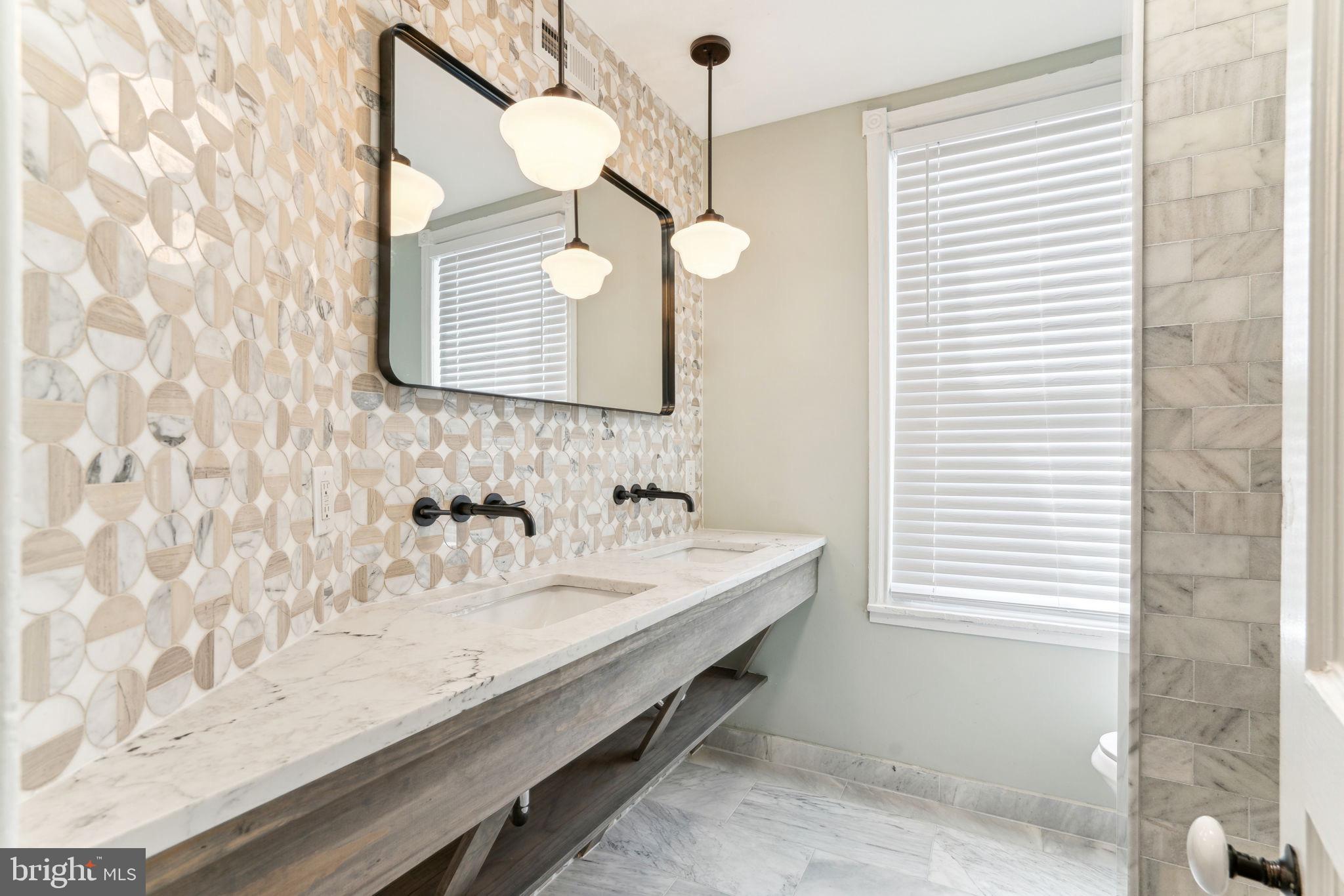 MANAYUNK - Residential