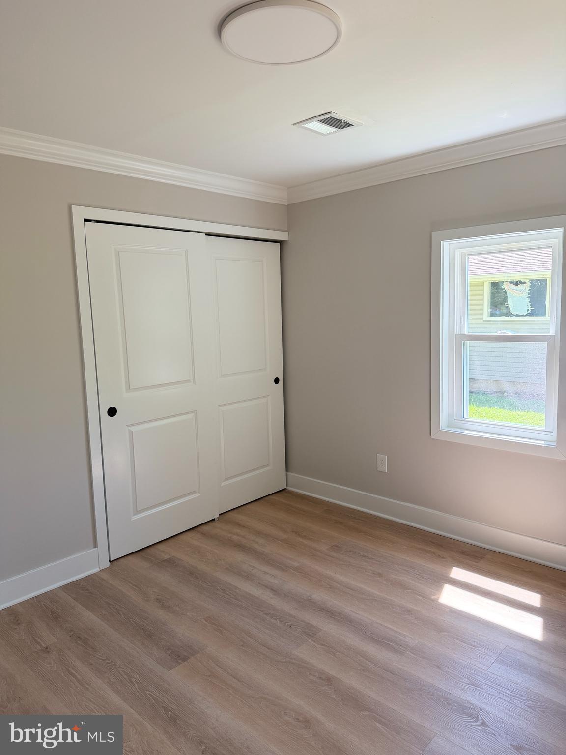TWIN OAKS - Residential