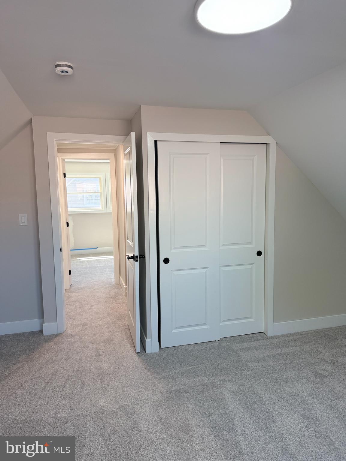 TWIN OAKS - Residential