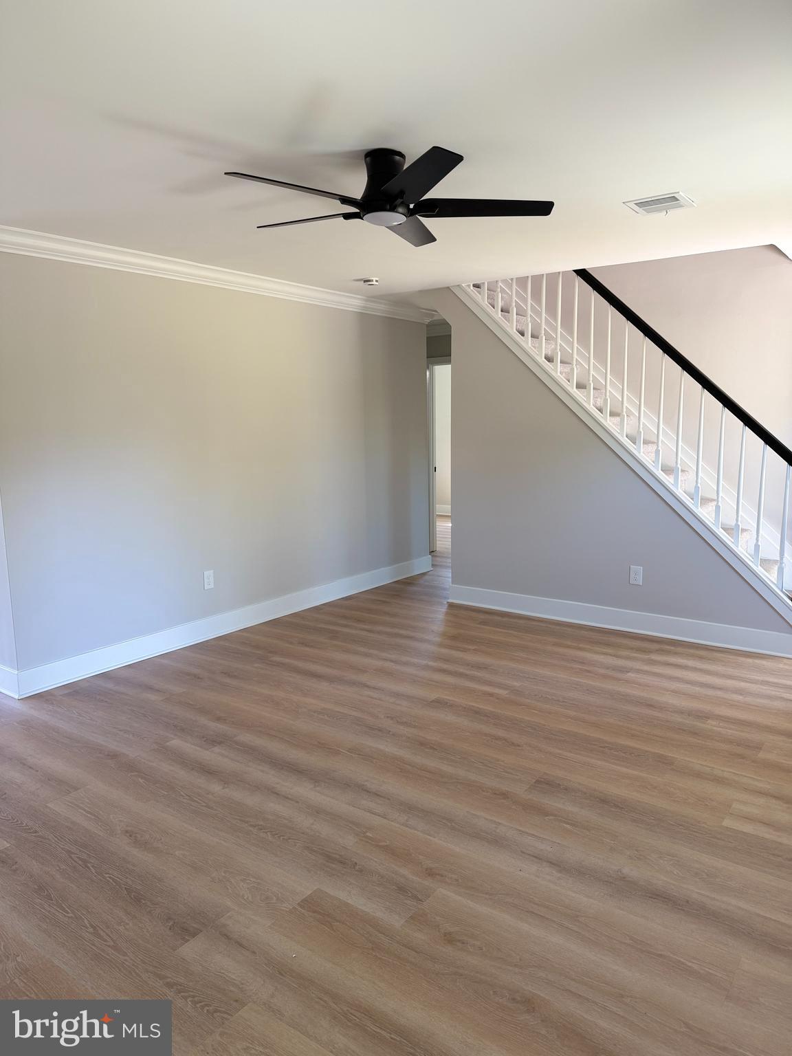 TWIN OAKS - Residential