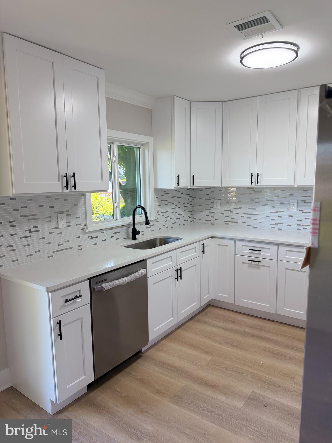 TWIN OAKS - Residential