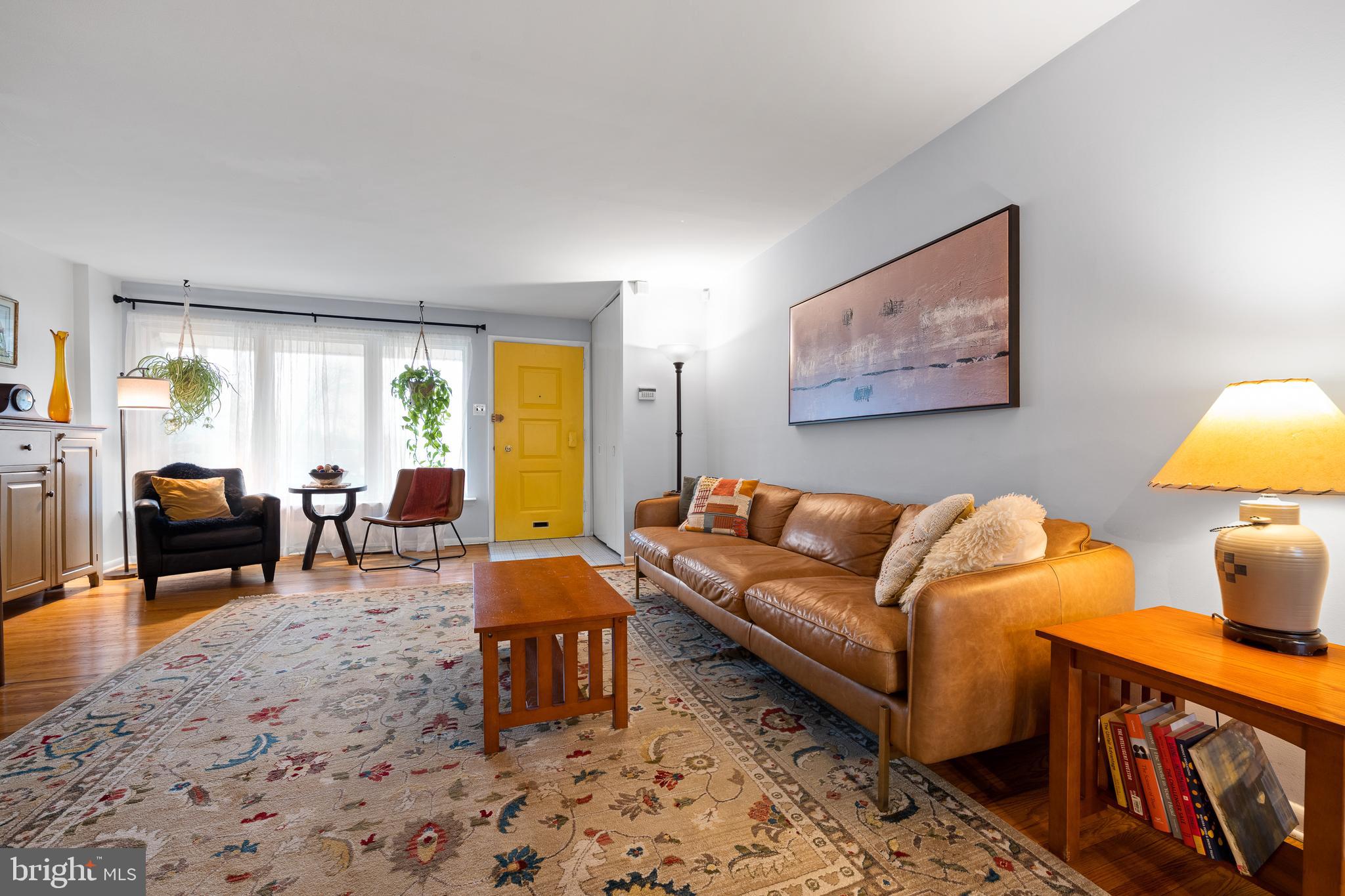 ROXBOROUGH - Residential