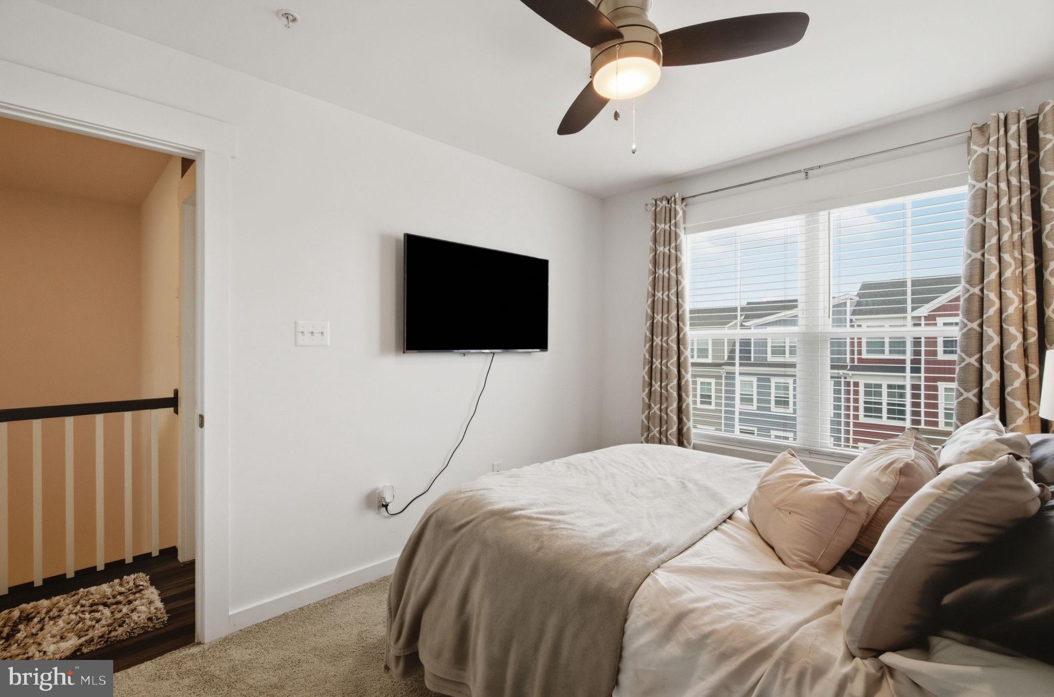 WAVERLEY VIEW - Residential
