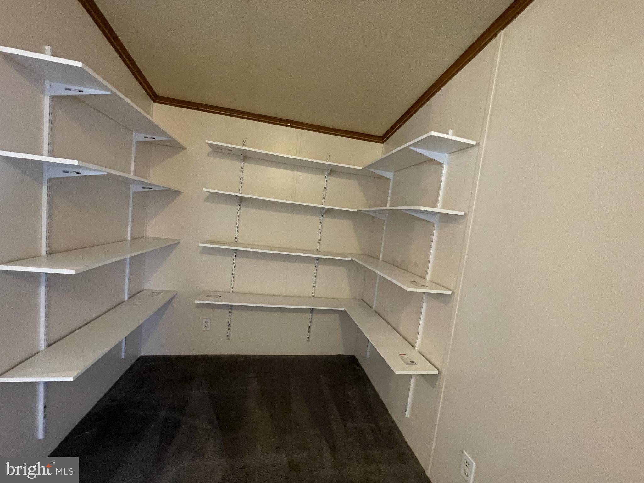 TWIN MAPLES MOBILE HOME P - Residential
