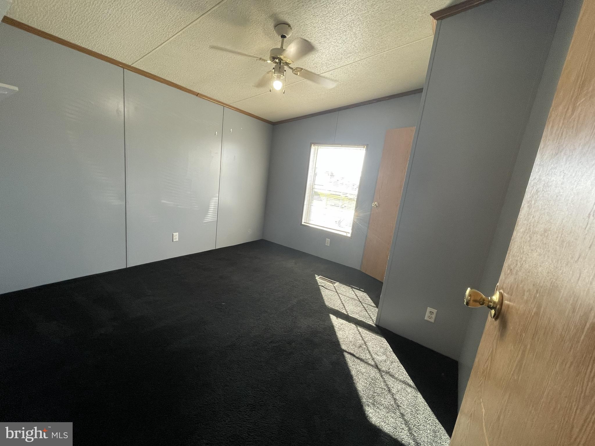 TWIN MAPLES MOBILE HOME P - Residential