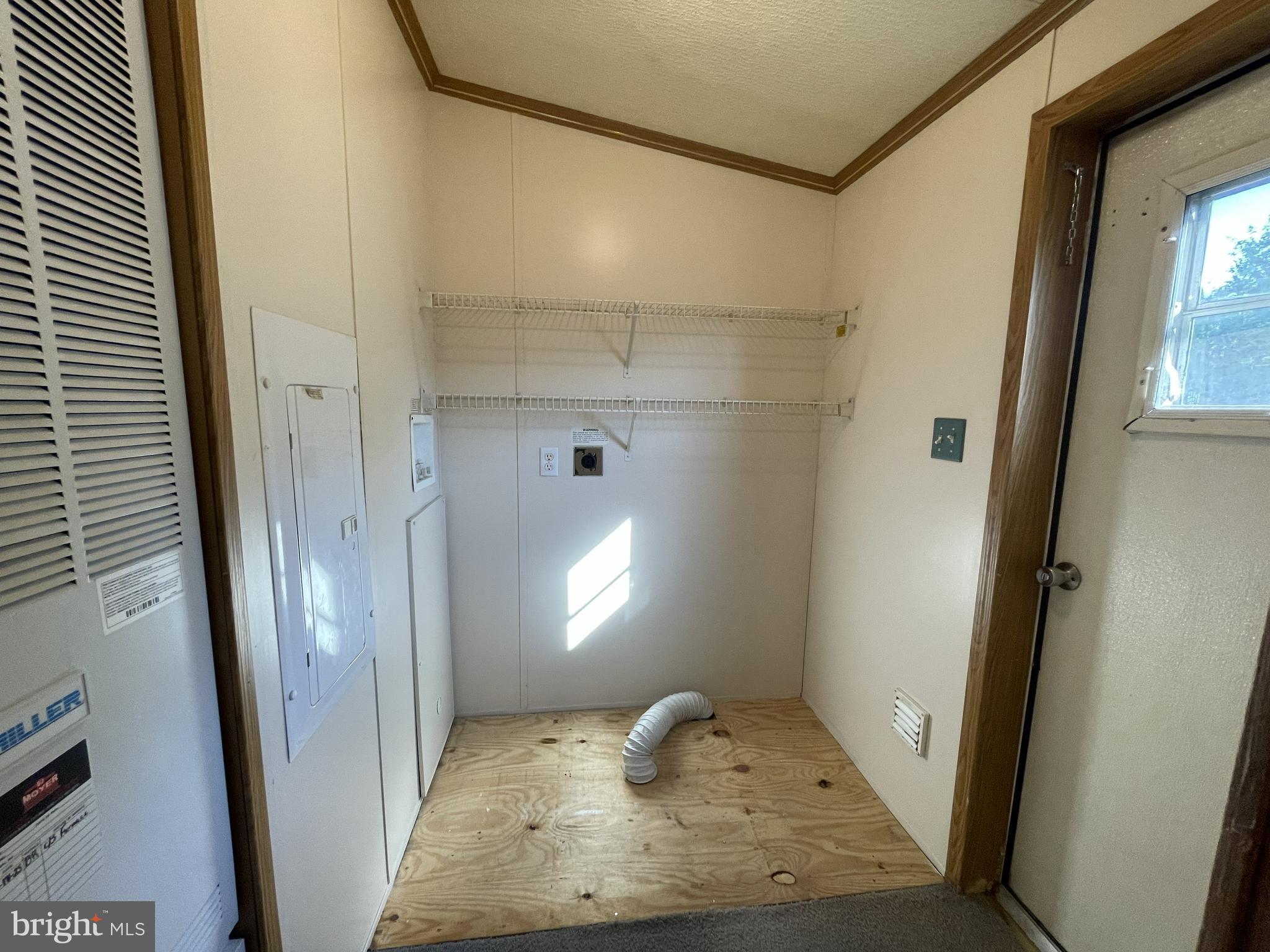 TWIN MAPLES MOBILE HOME P - Residential