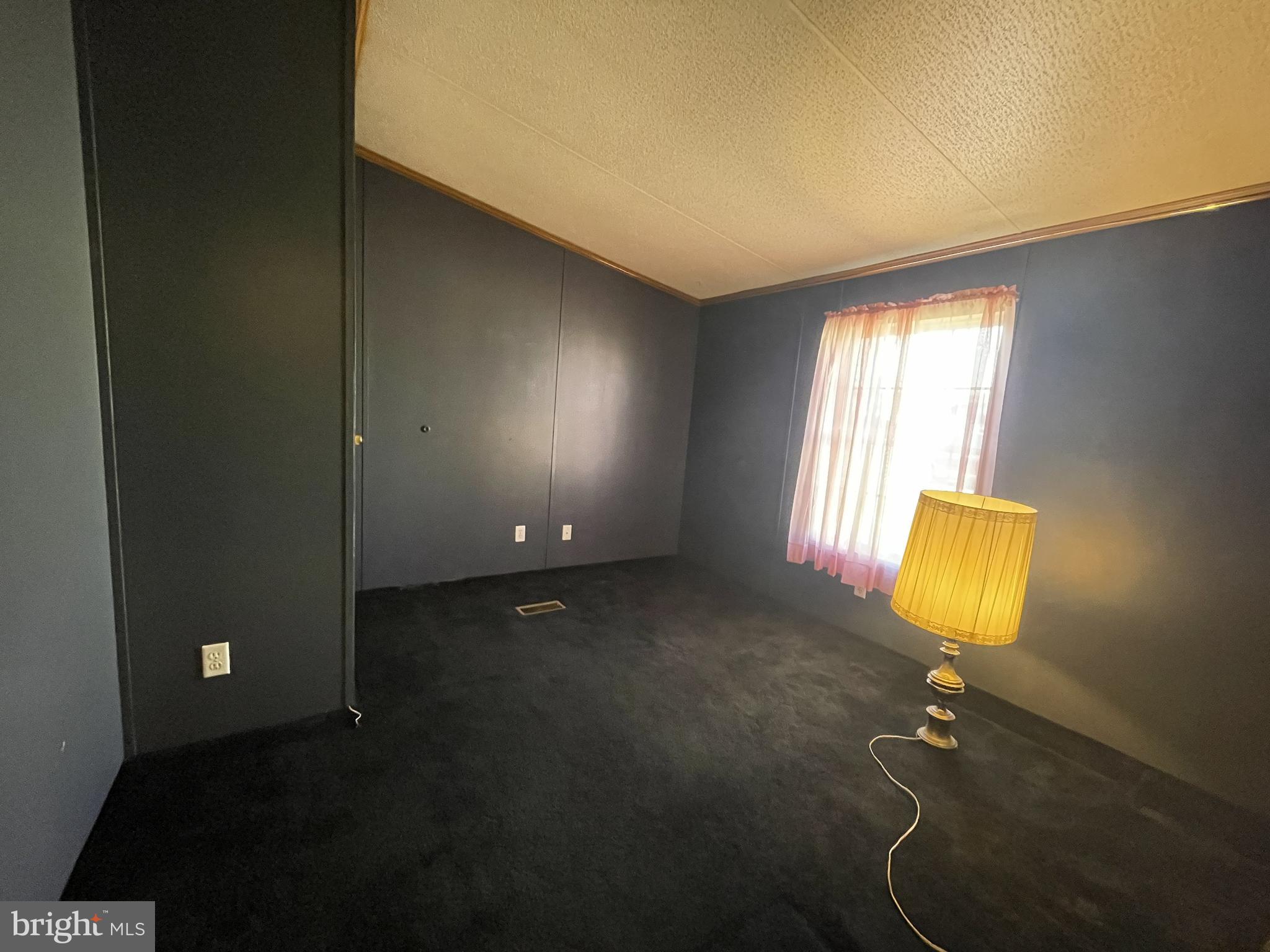 TWIN MAPLES MOBILE HOME P - Residential