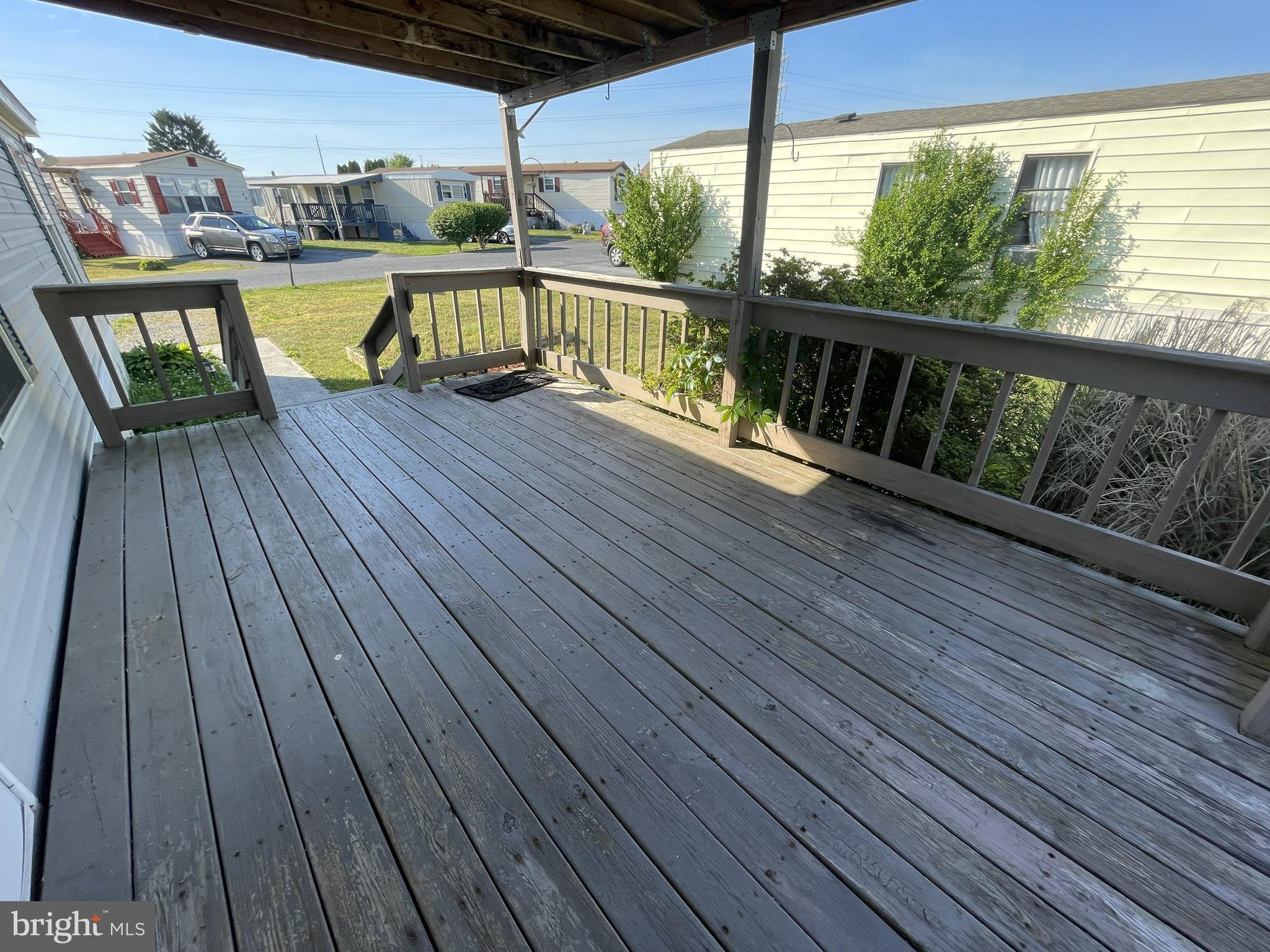 TWIN MAPLES MOBILE HOME P - Residential