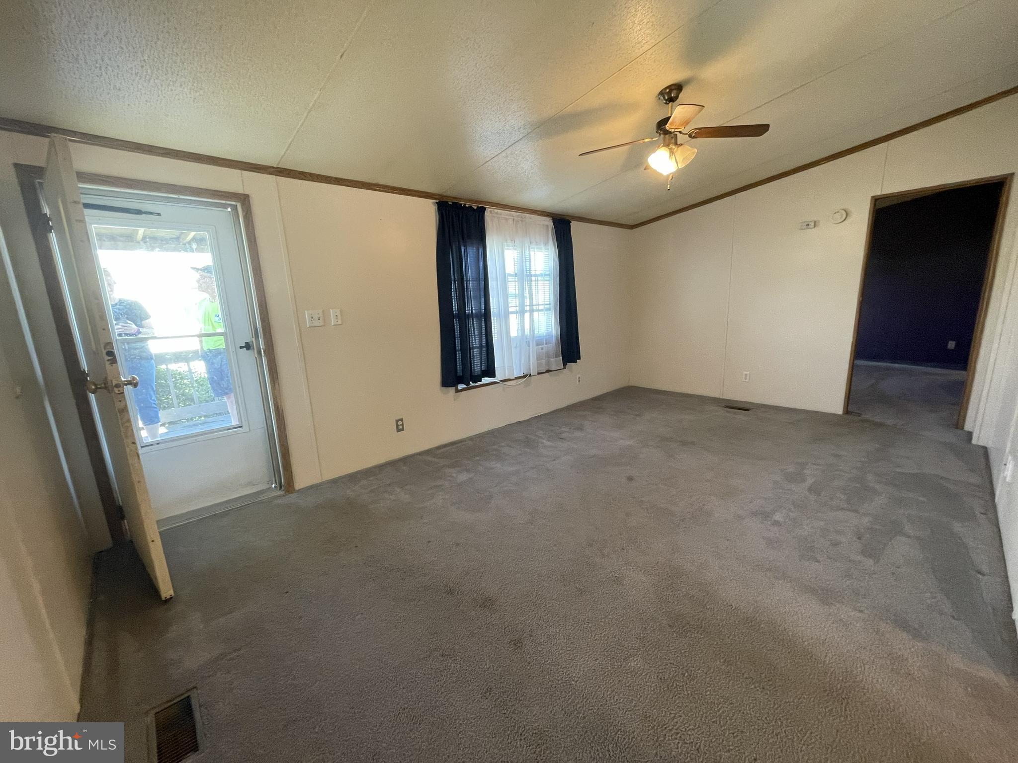 TWIN MAPLES MOBILE HOME P - Residential