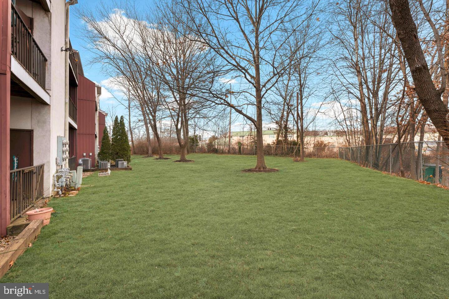 SOMERTON - Residential