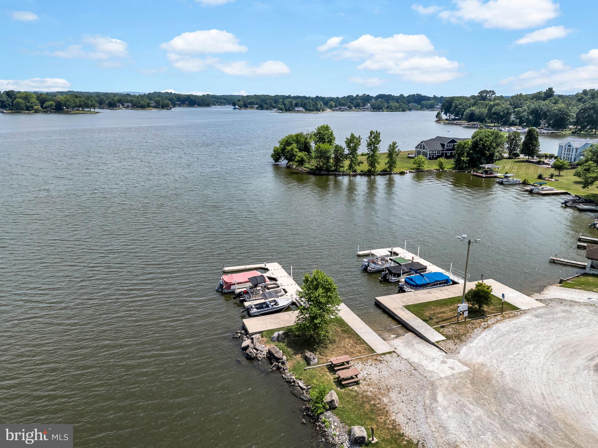 LAKE MEADE - Residential