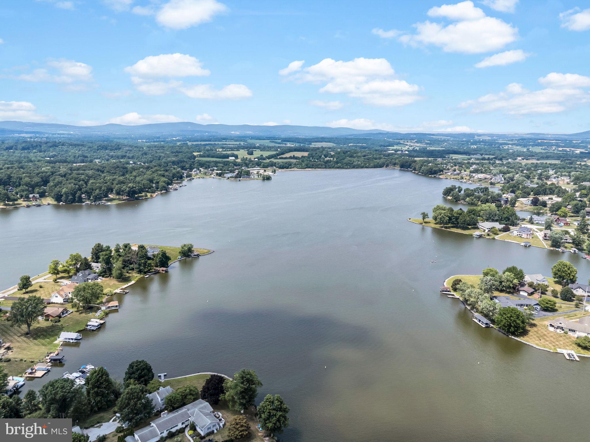 LAKE MEADE - Residential