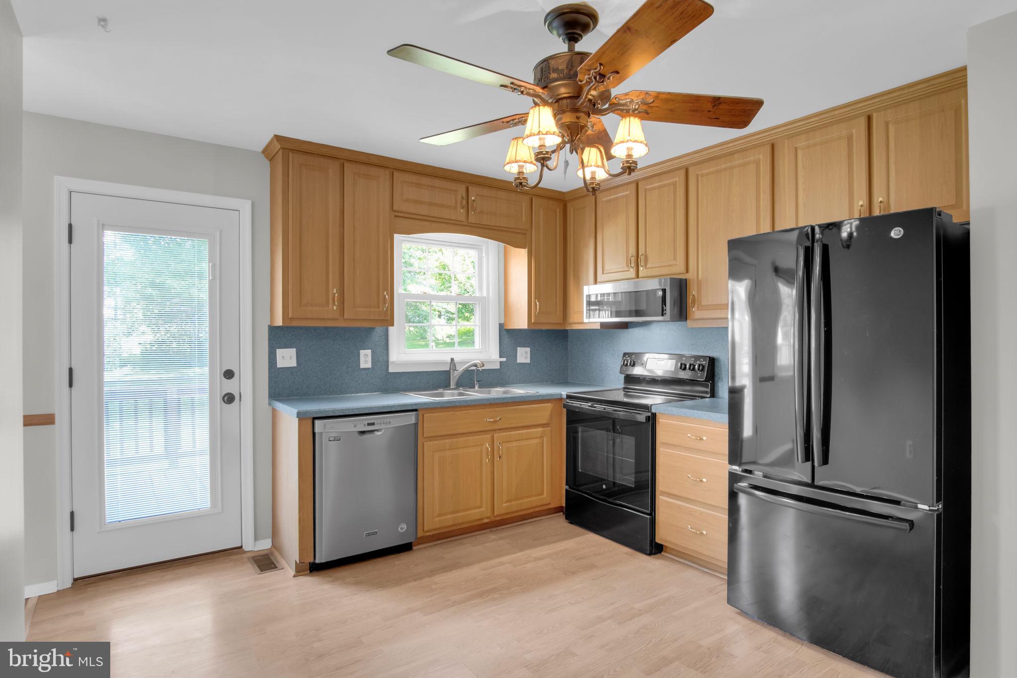 LAKE MEADE - Residential