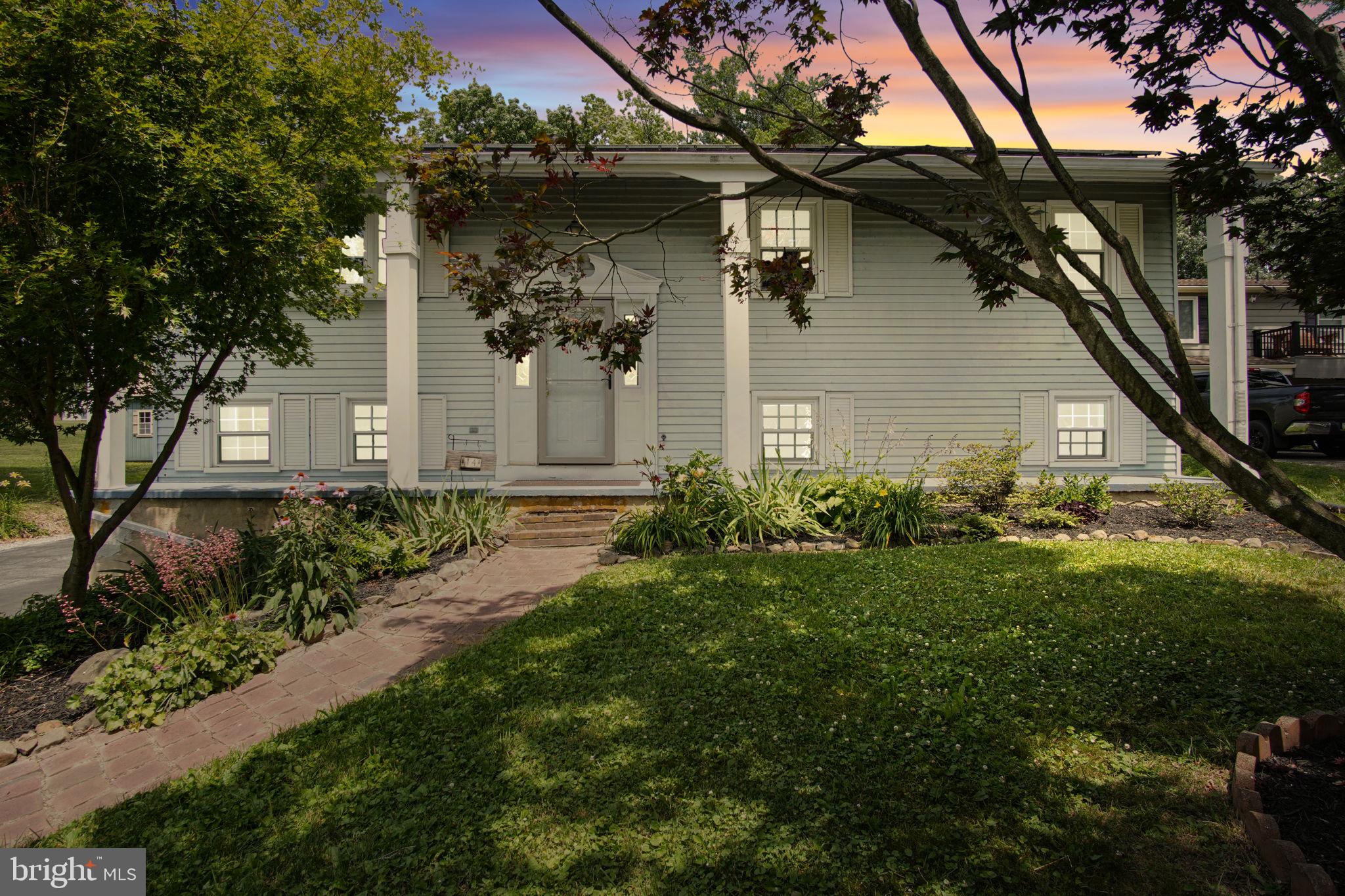 LAKE MEADE - Residential