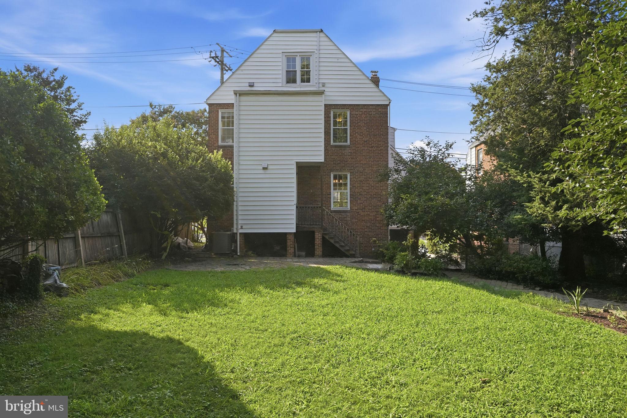 SILVER SPRING - Residential