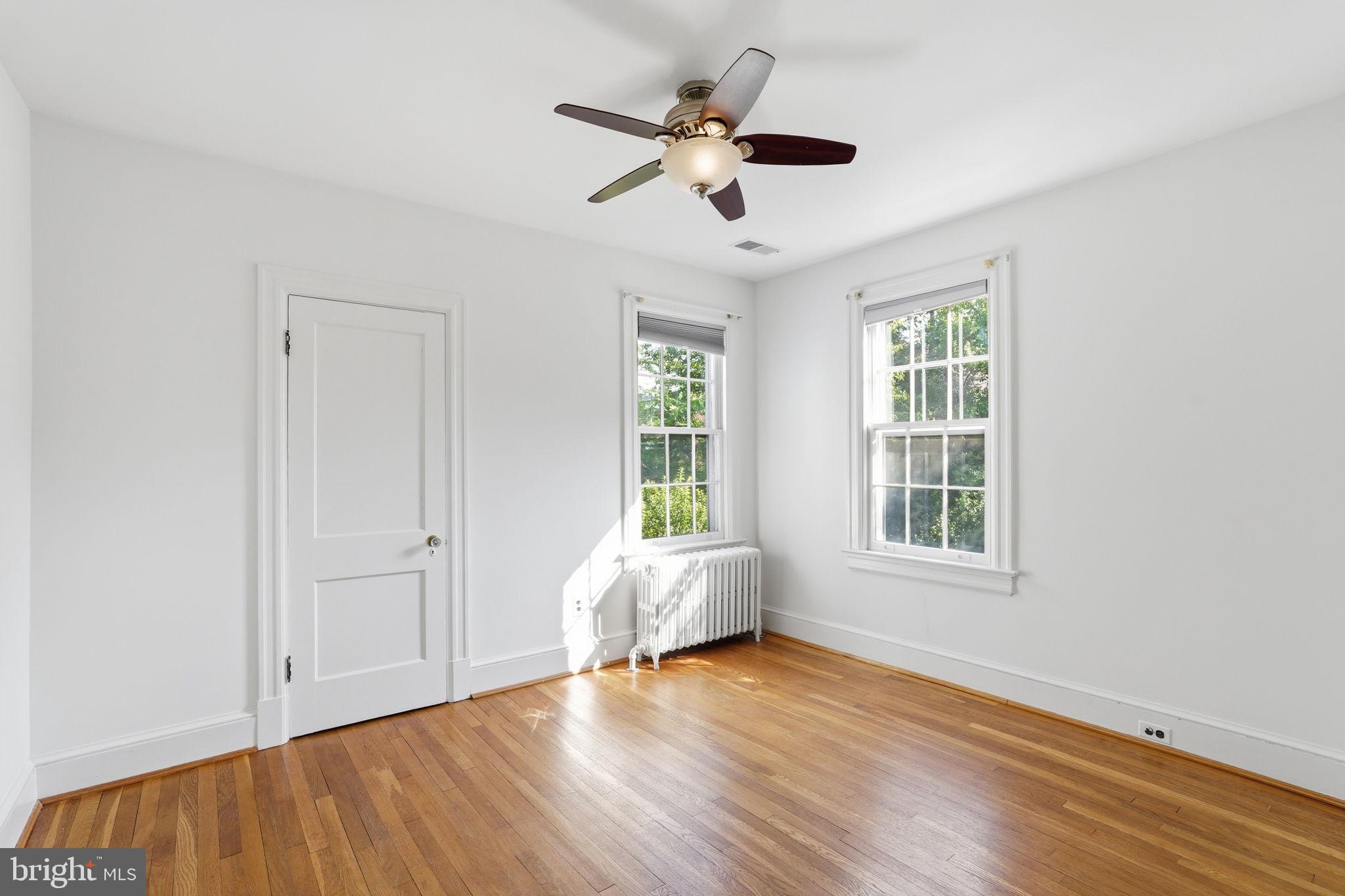 SILVER SPRING - Residential