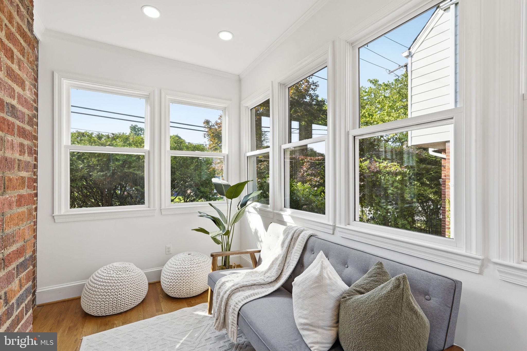 SILVER SPRING - Residential