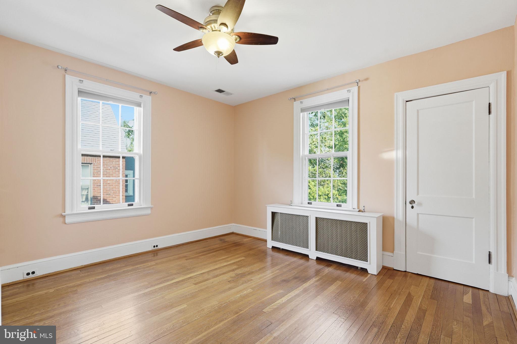 SILVER SPRING - Residential