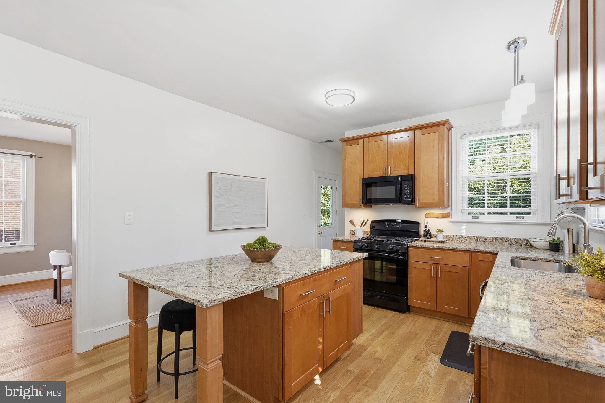 SILVER SPRING - Residential