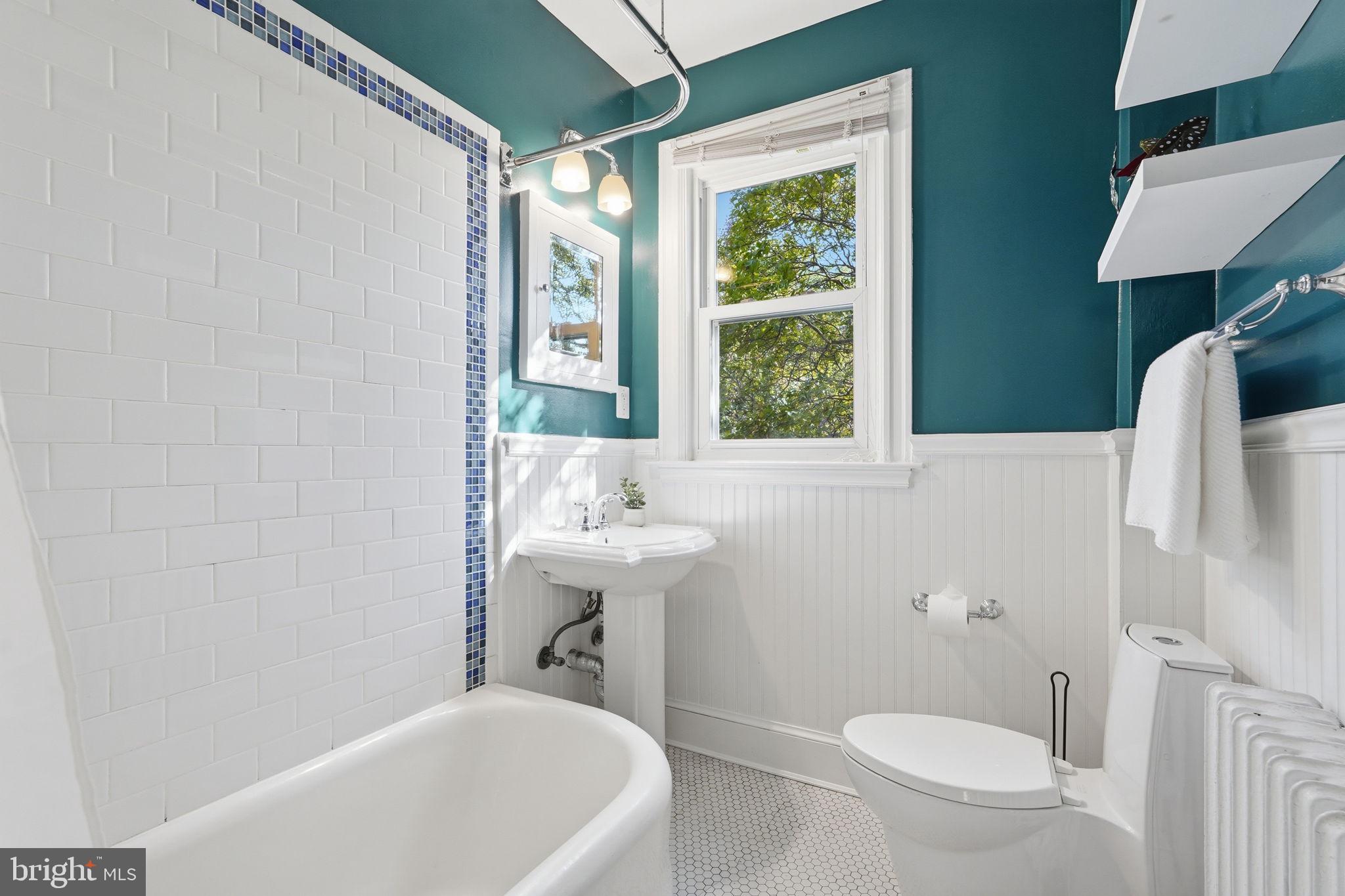 SILVER SPRING - Residential
