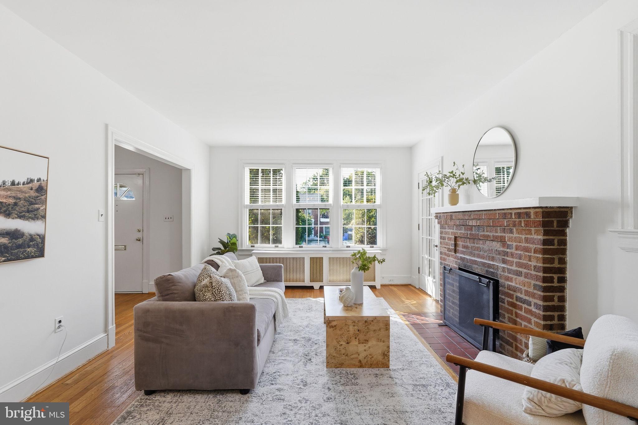 SILVER SPRING - Residential