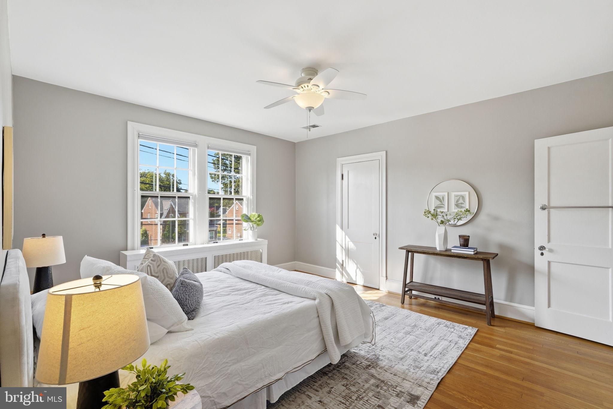 SILVER SPRING - Residential