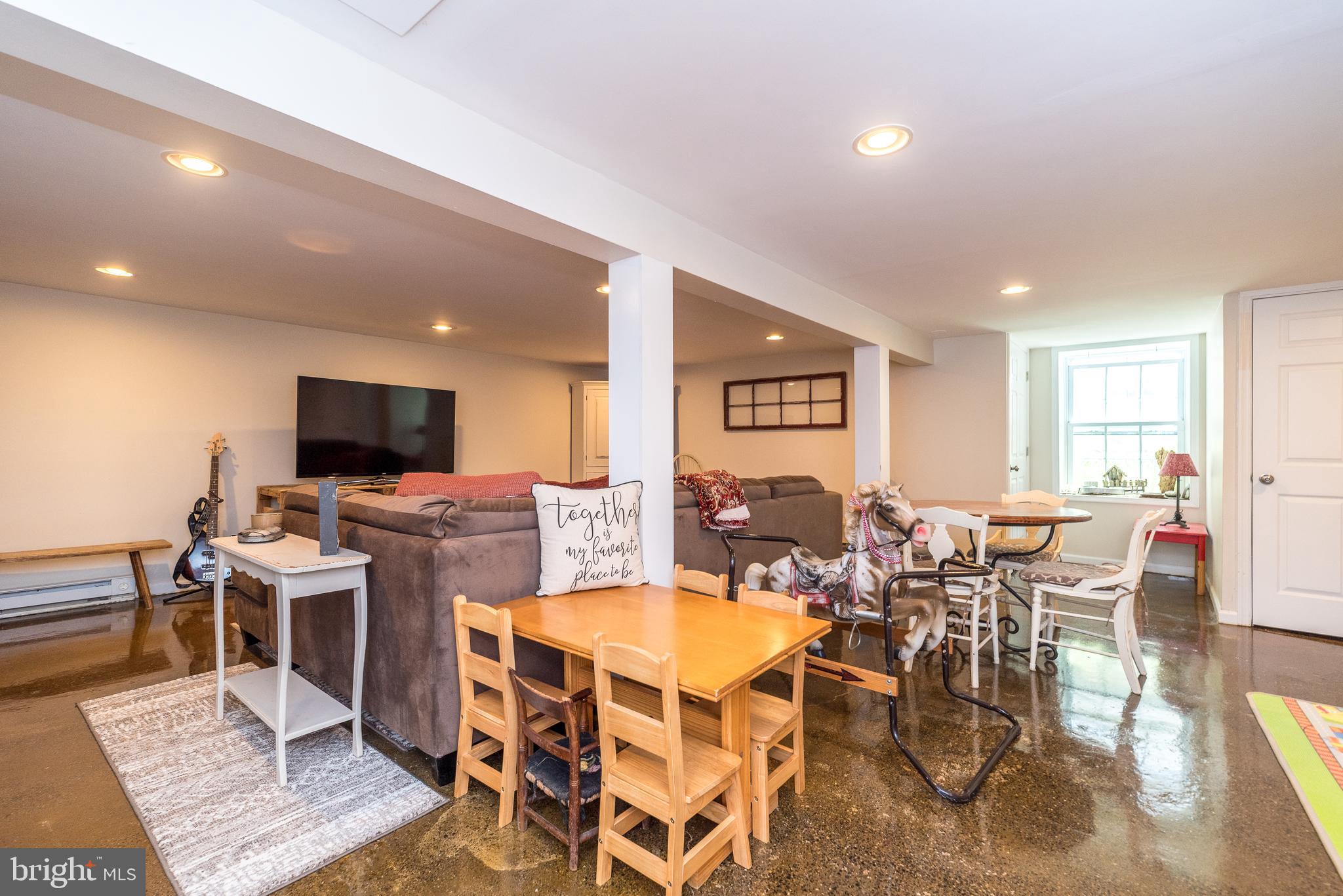 RED GATE FARM - Residential