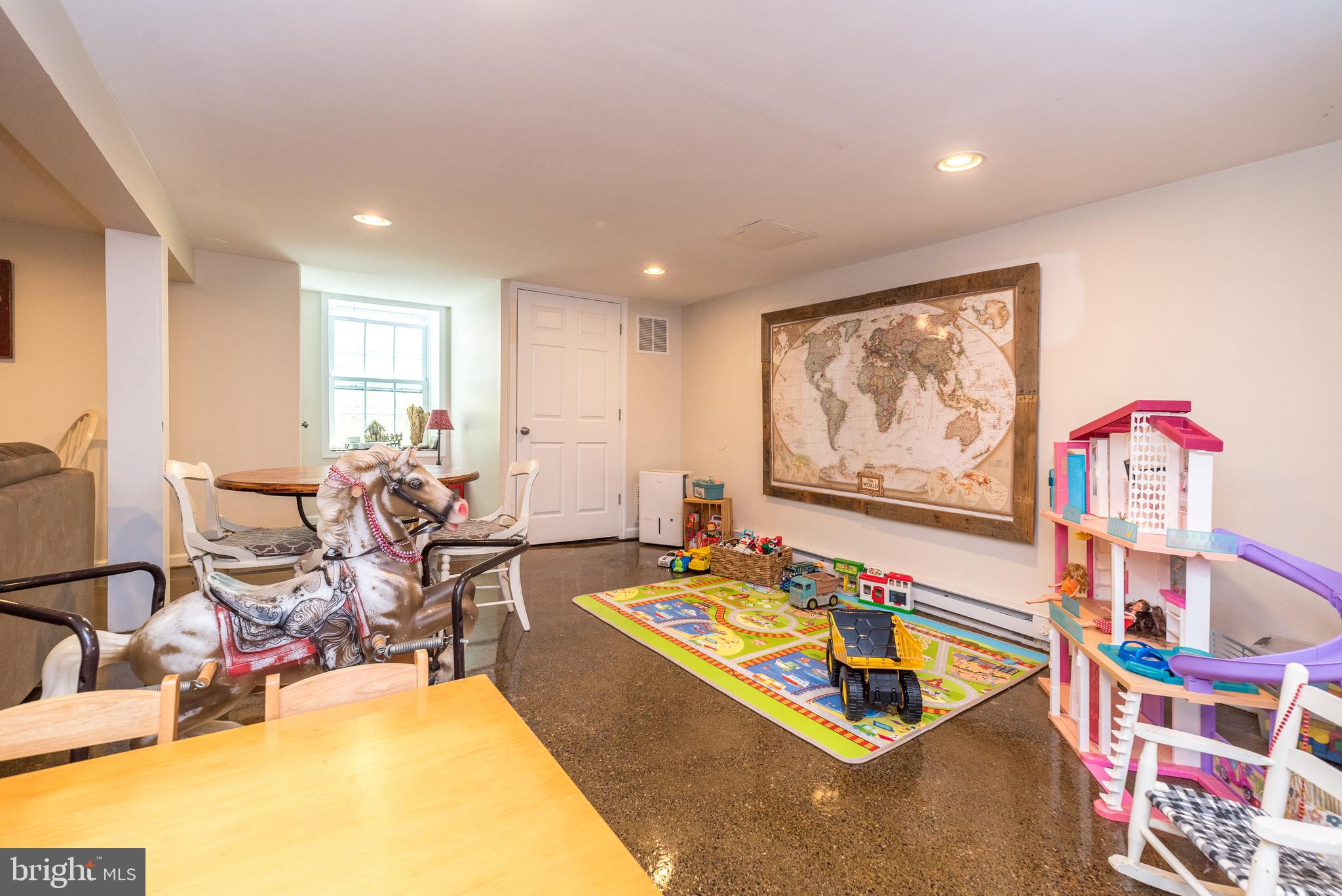 RED GATE FARM - Residential