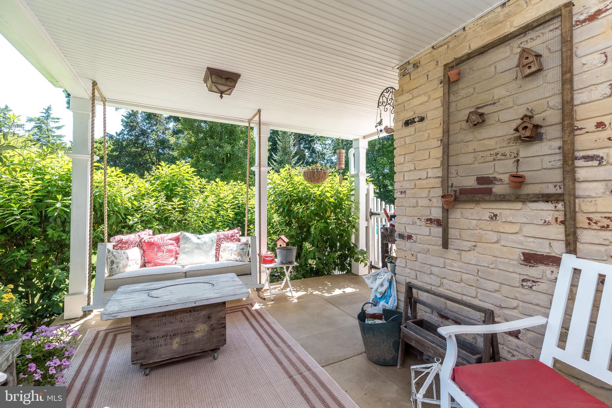RED GATE FARM - Residential
