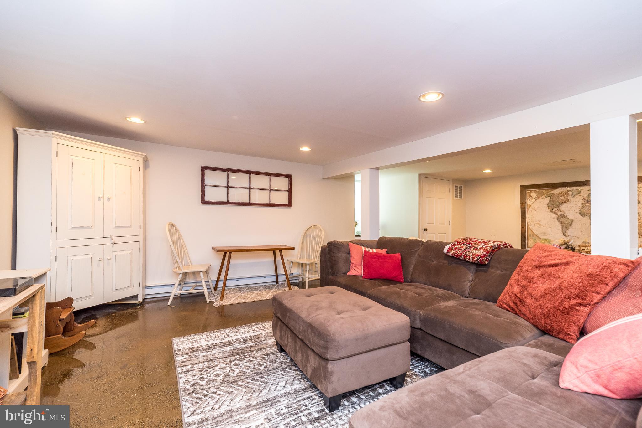 RED GATE FARM - Residential