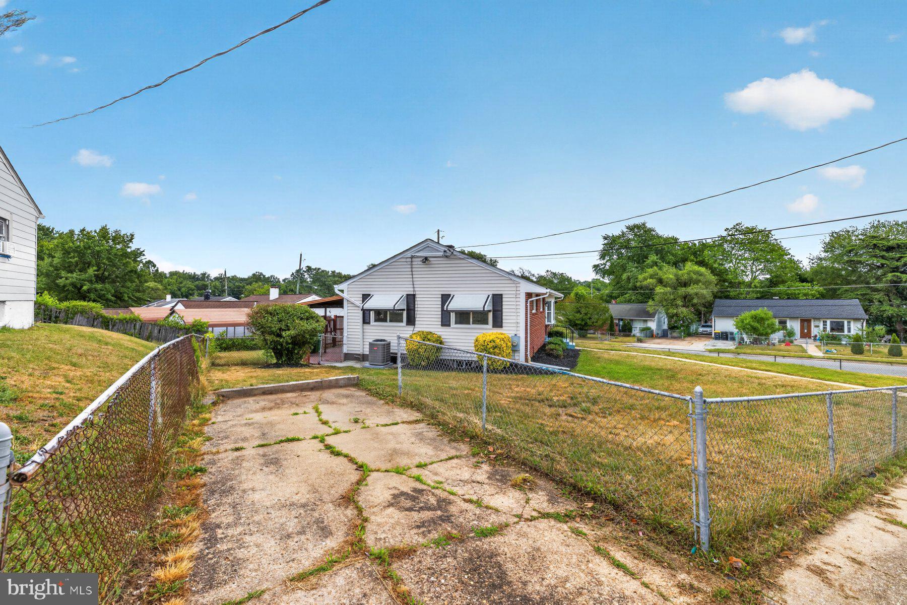 DISTRICT HEIGHTS - Residential