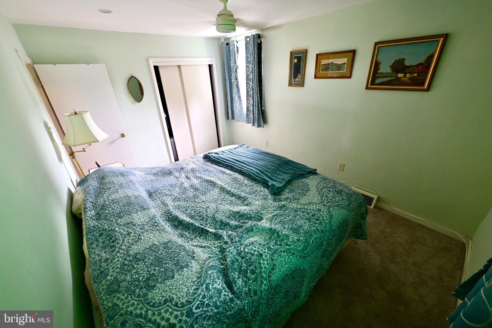 ROXBOROUGH - Residential