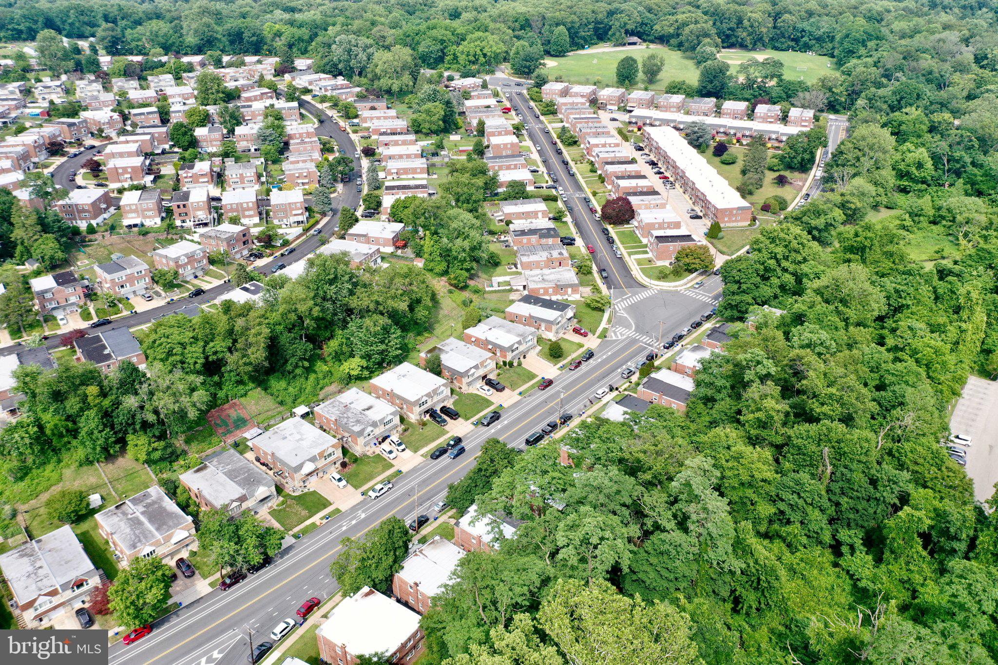 ROXBOROUGH - Residential