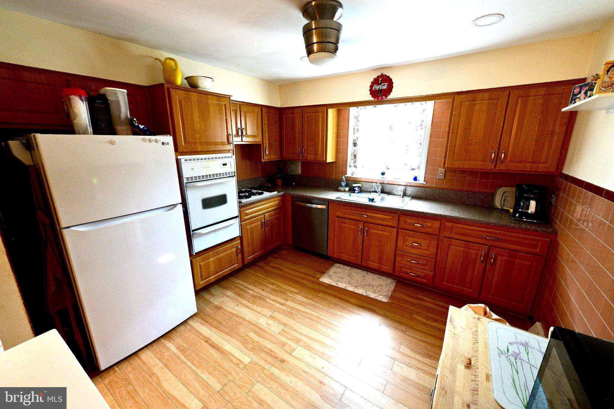 ROXBOROUGH - Residential