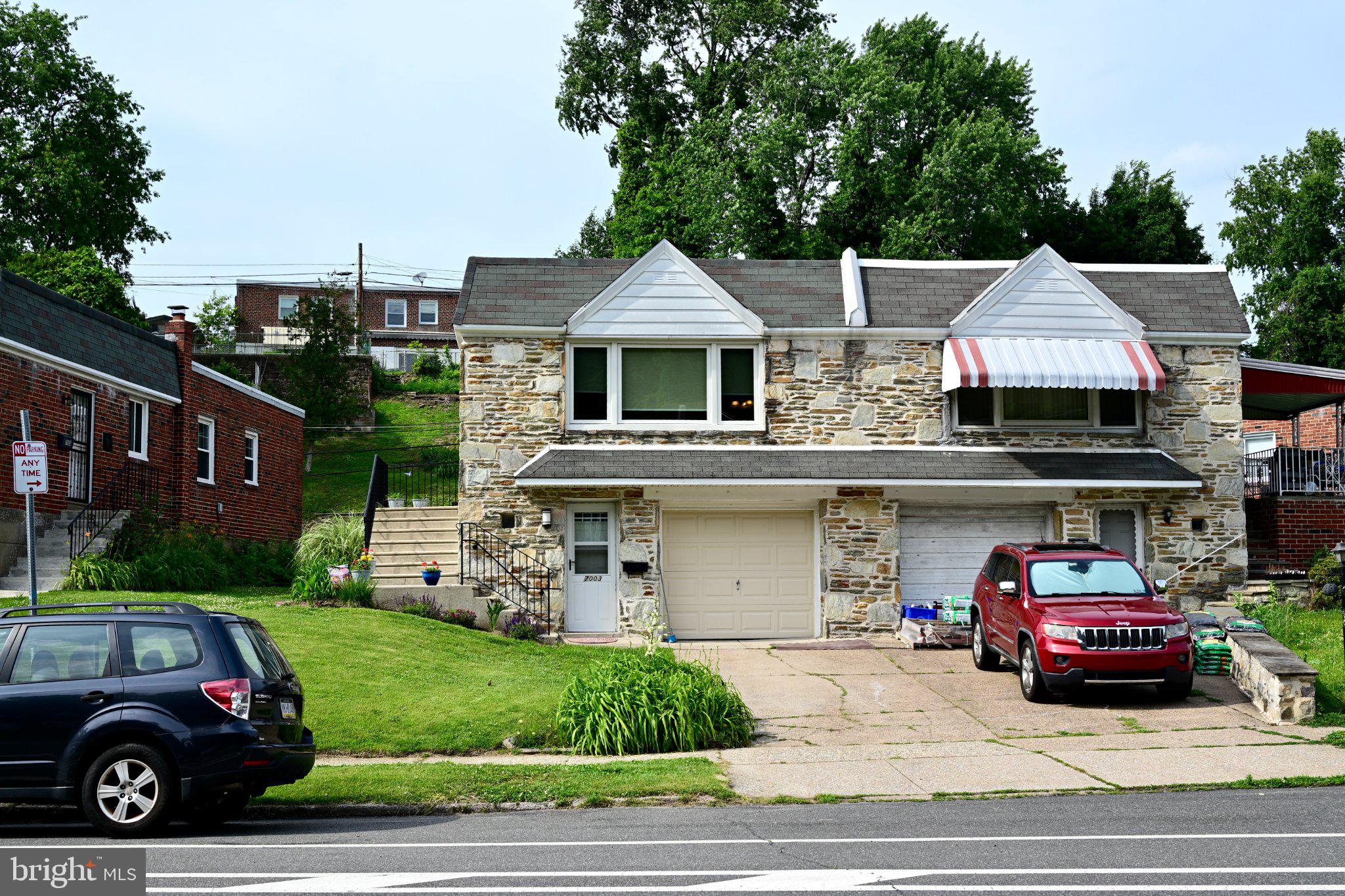 ROXBOROUGH - Residential