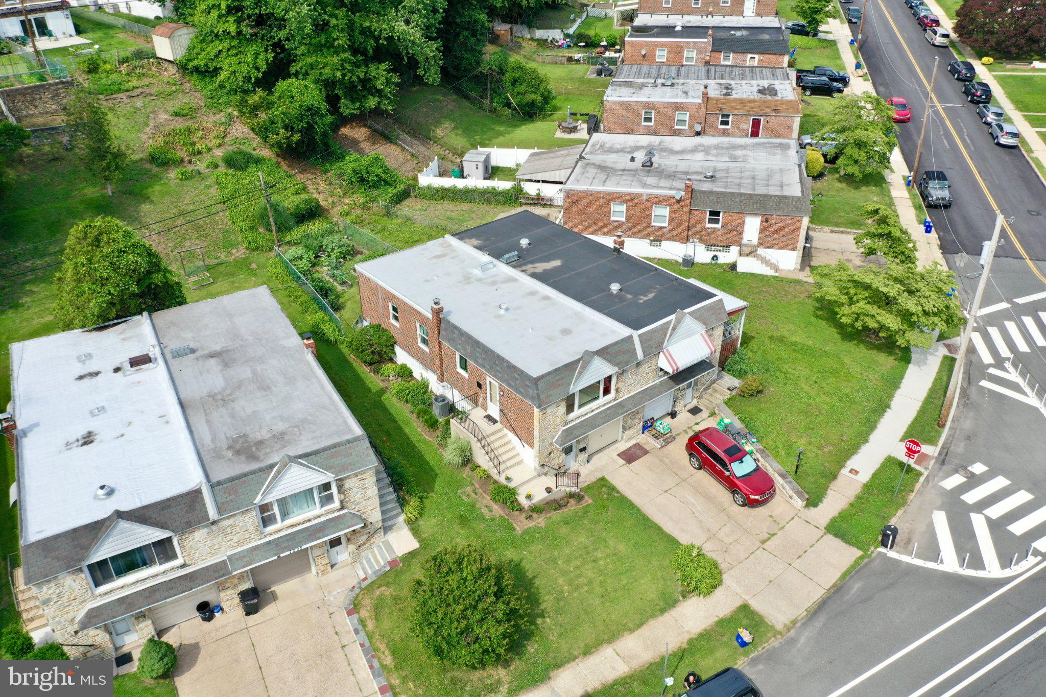 ROXBOROUGH - Residential