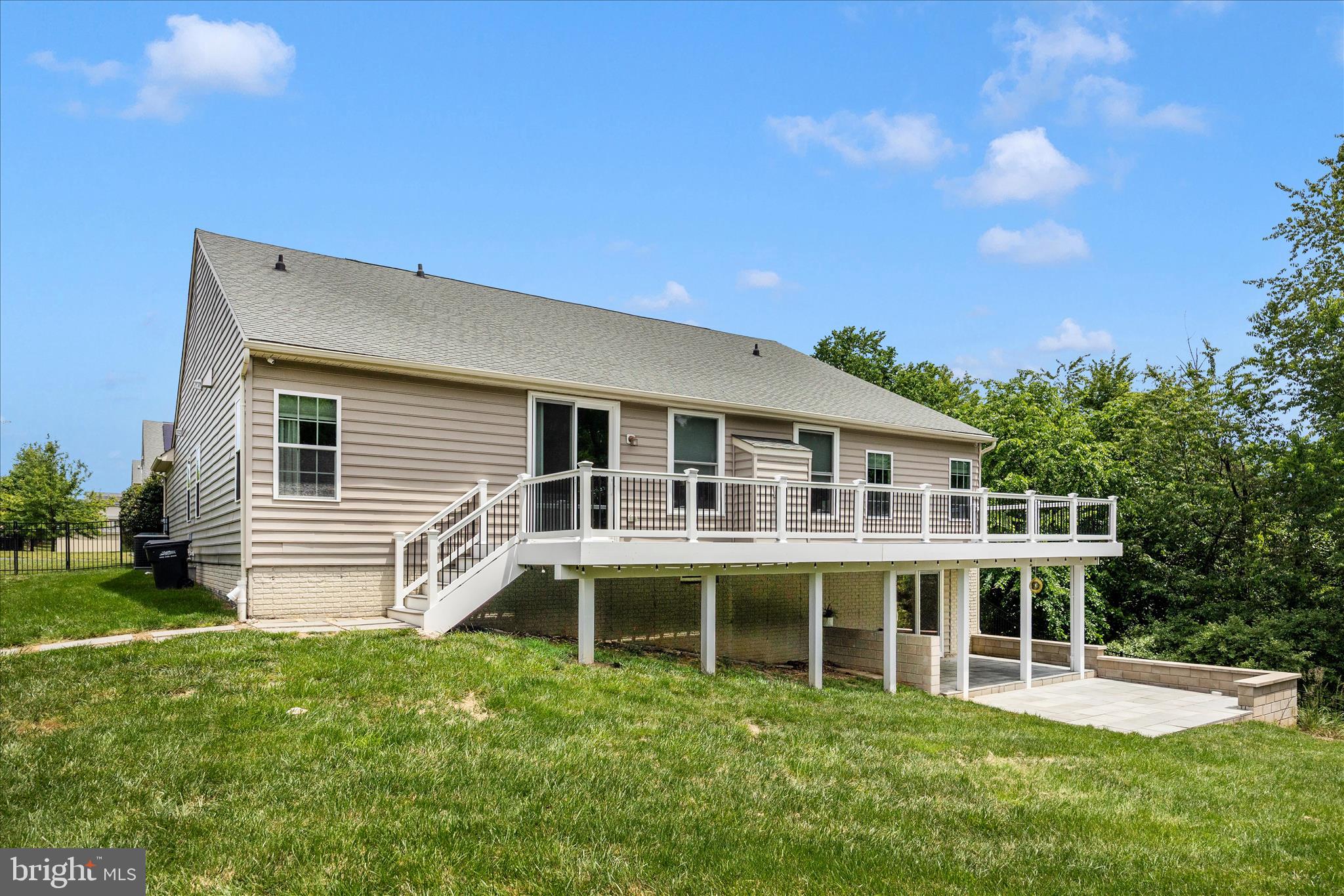 WOODRIDGE - Residential