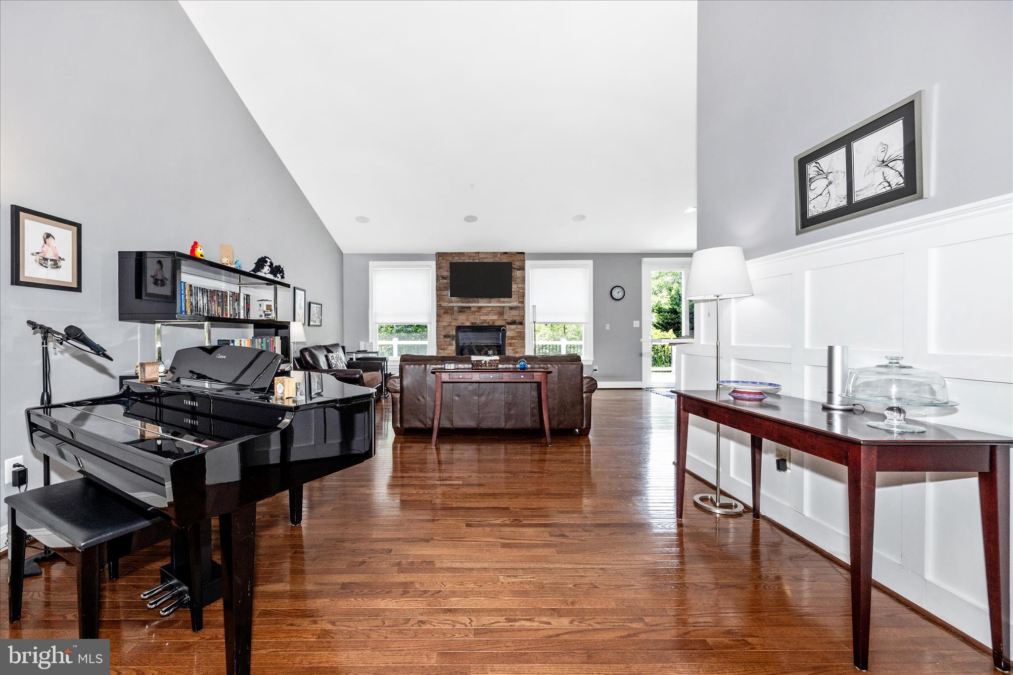 WOODRIDGE - Residential