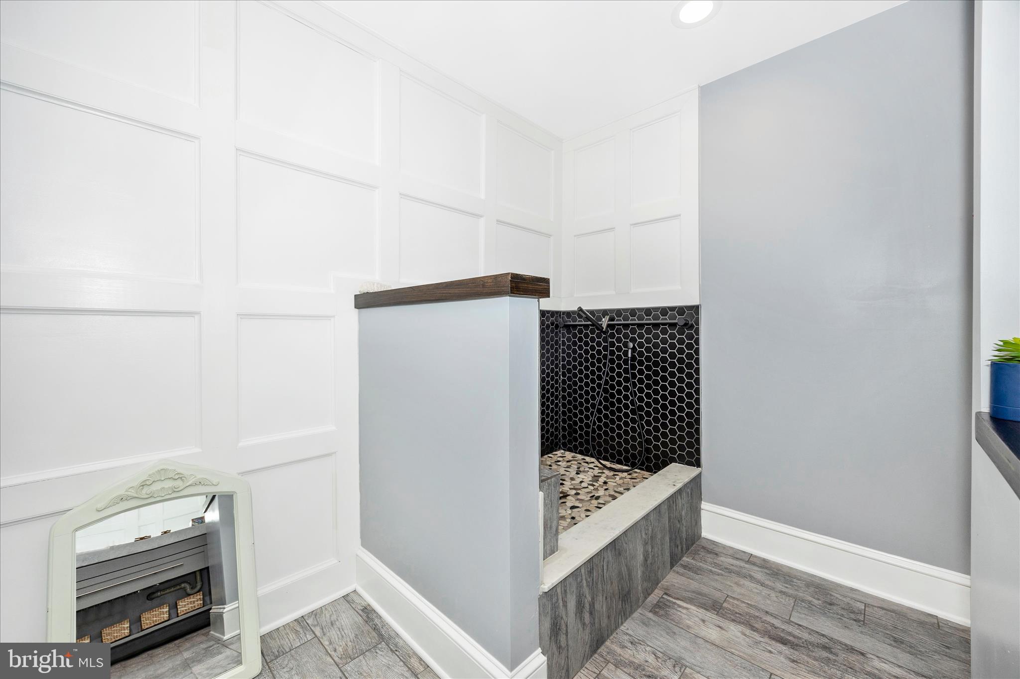 WOODRIDGE - Residential