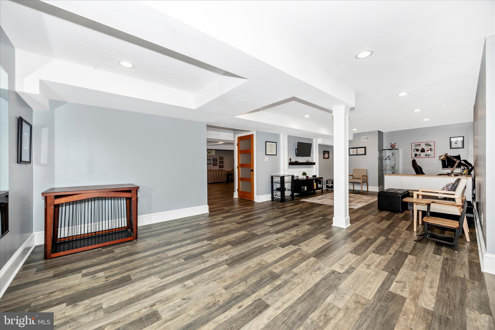 WOODRIDGE - Residential