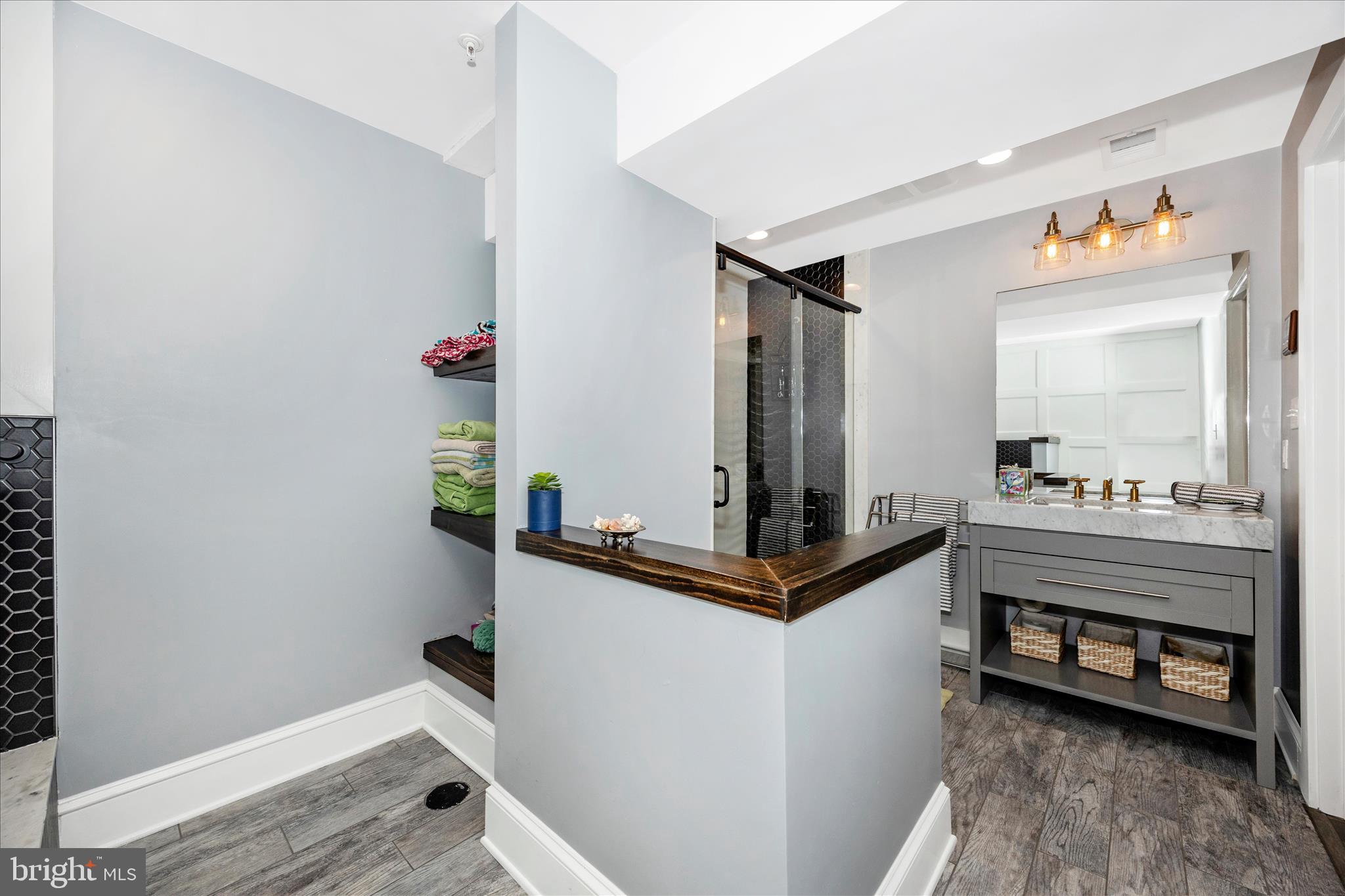 WOODRIDGE - Residential