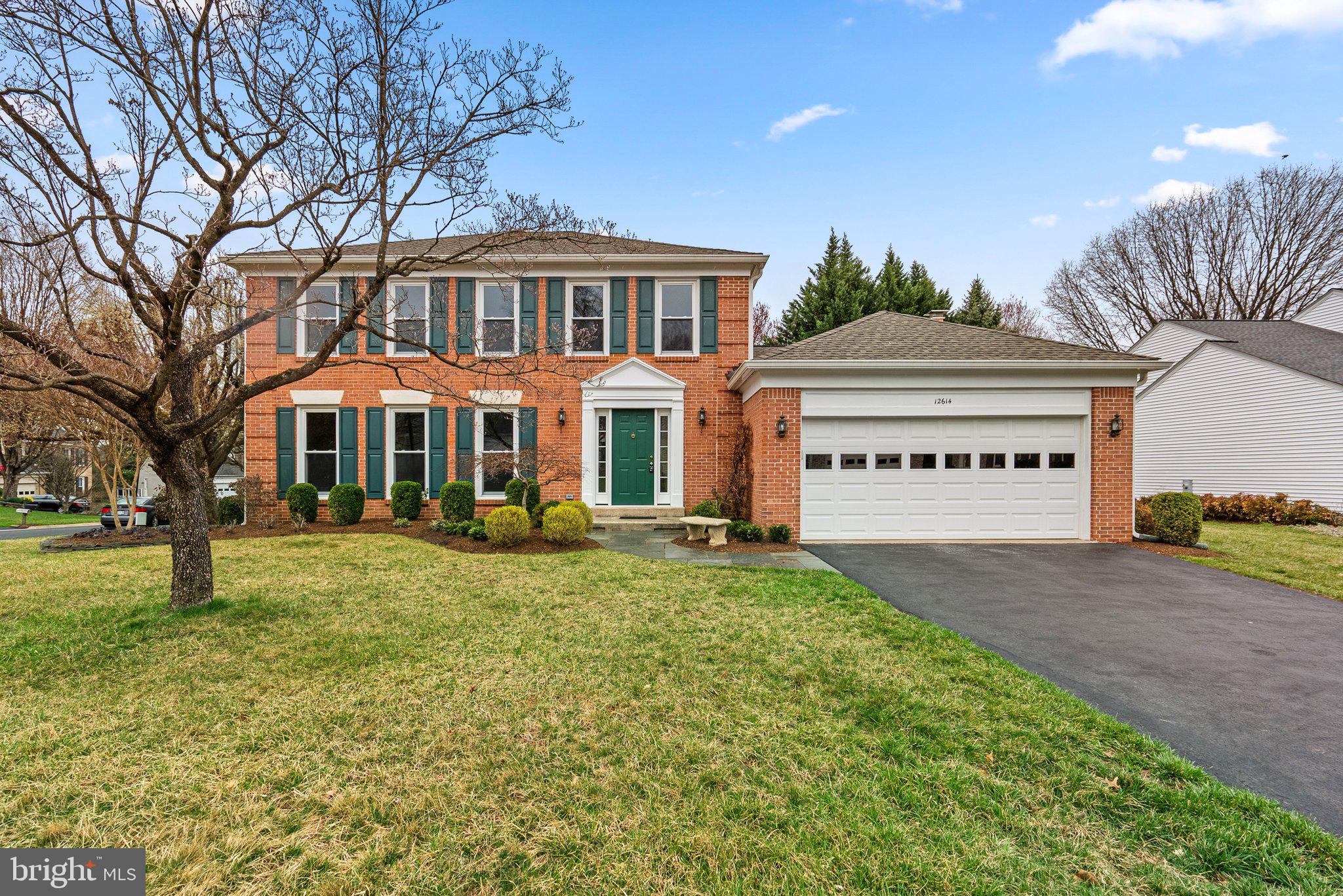 POTOMAC CHASE - Residential