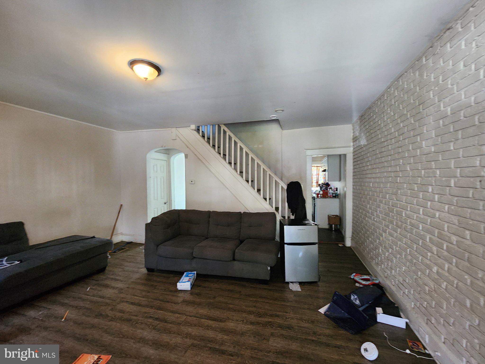 WOODBOURNE HEIGHTS - Residential