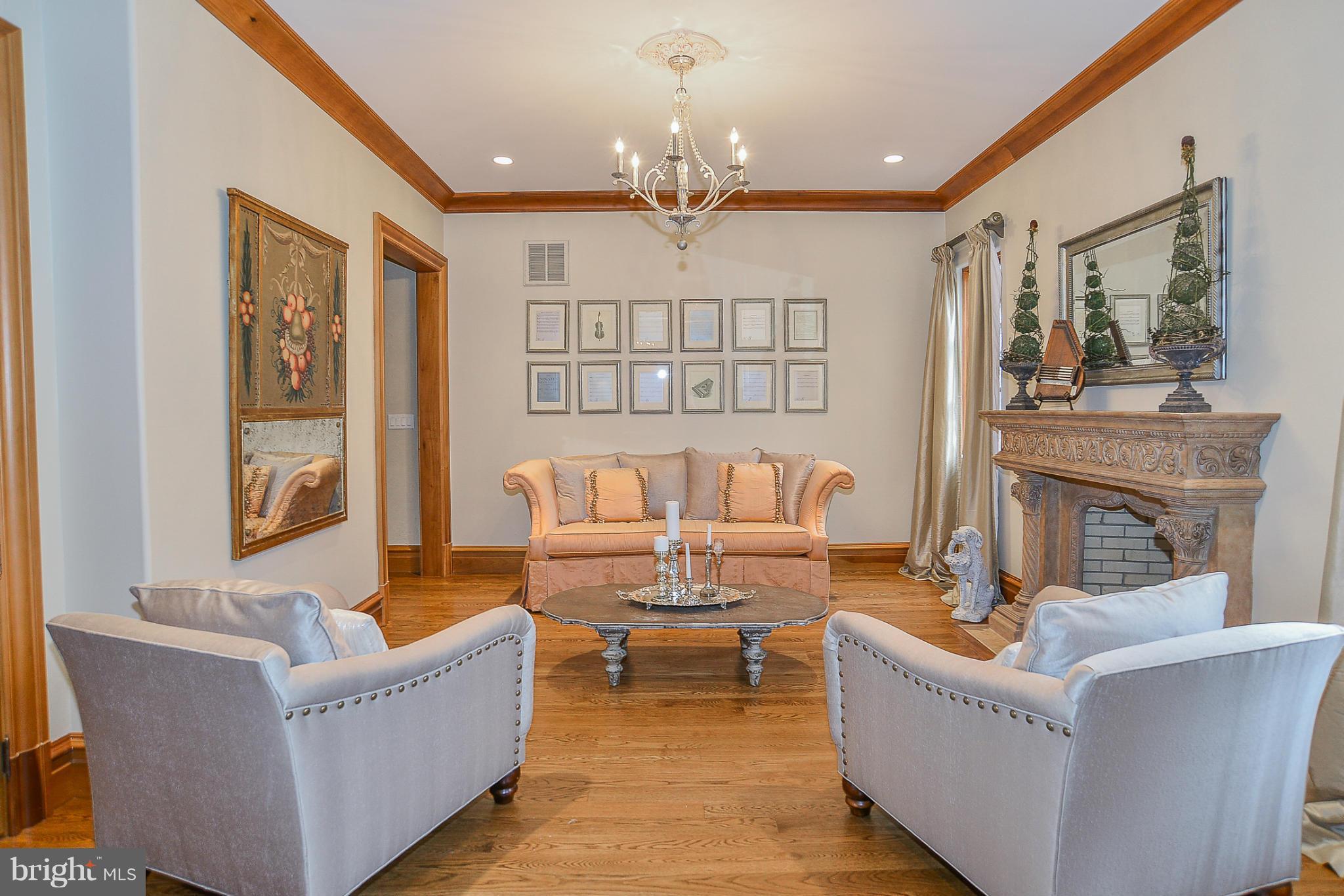 KENTLAND POND - Residential
