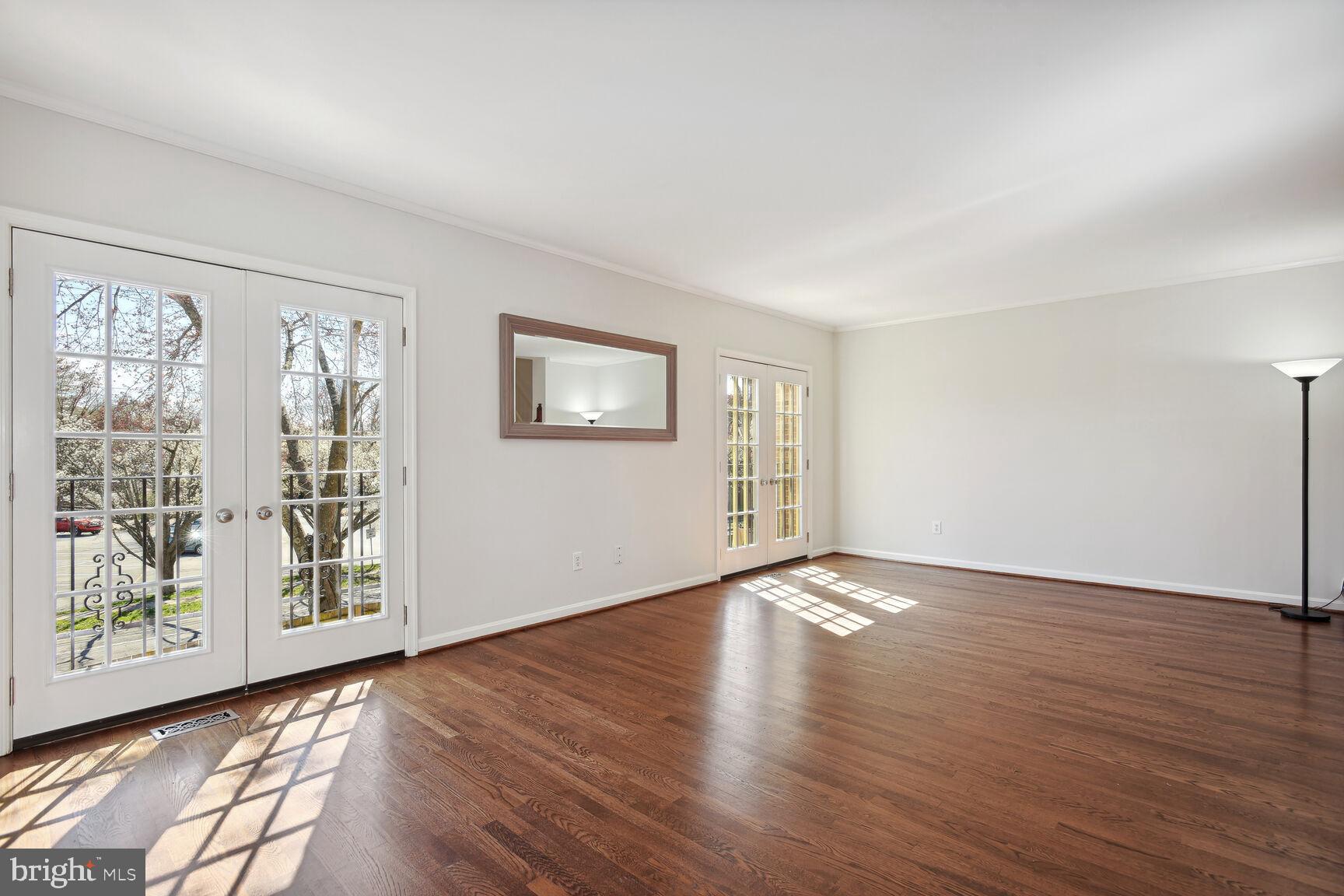 COUNCIL SQUARE - Residential Lease