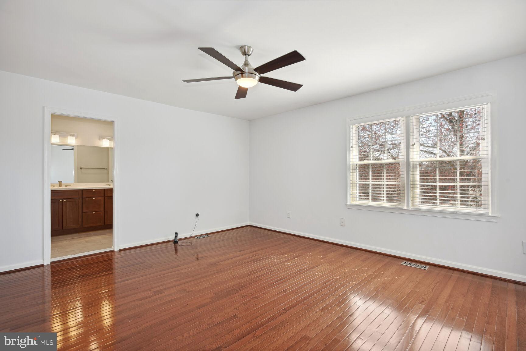 COUNCIL SQUARE - Residential Lease