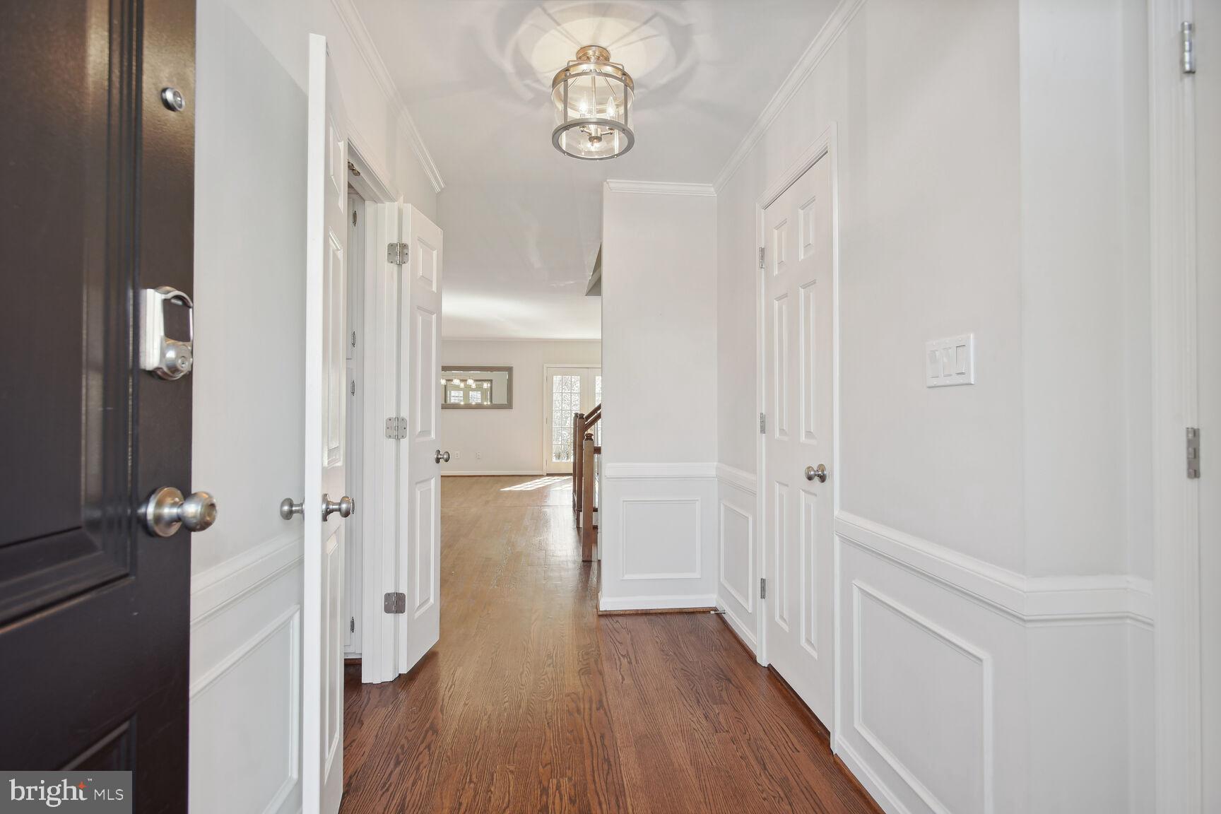 COUNCIL SQUARE - Residential Lease