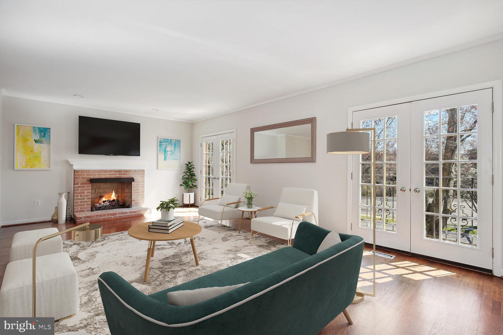 COUNCIL SQUARE - Residential Lease