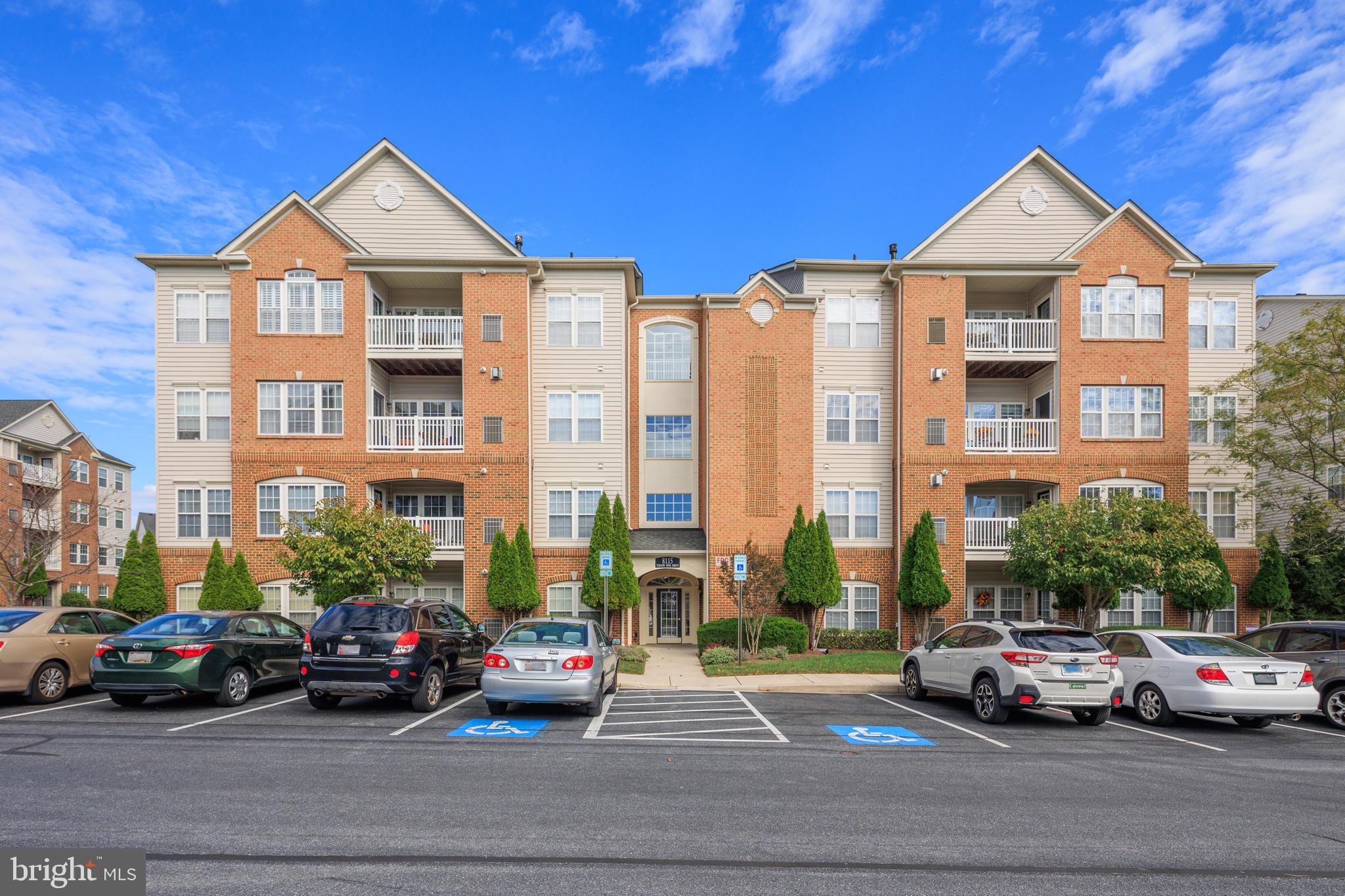 HEARTHSTONE AT VILLAGE CREST CONDOMINIUMS - Residential