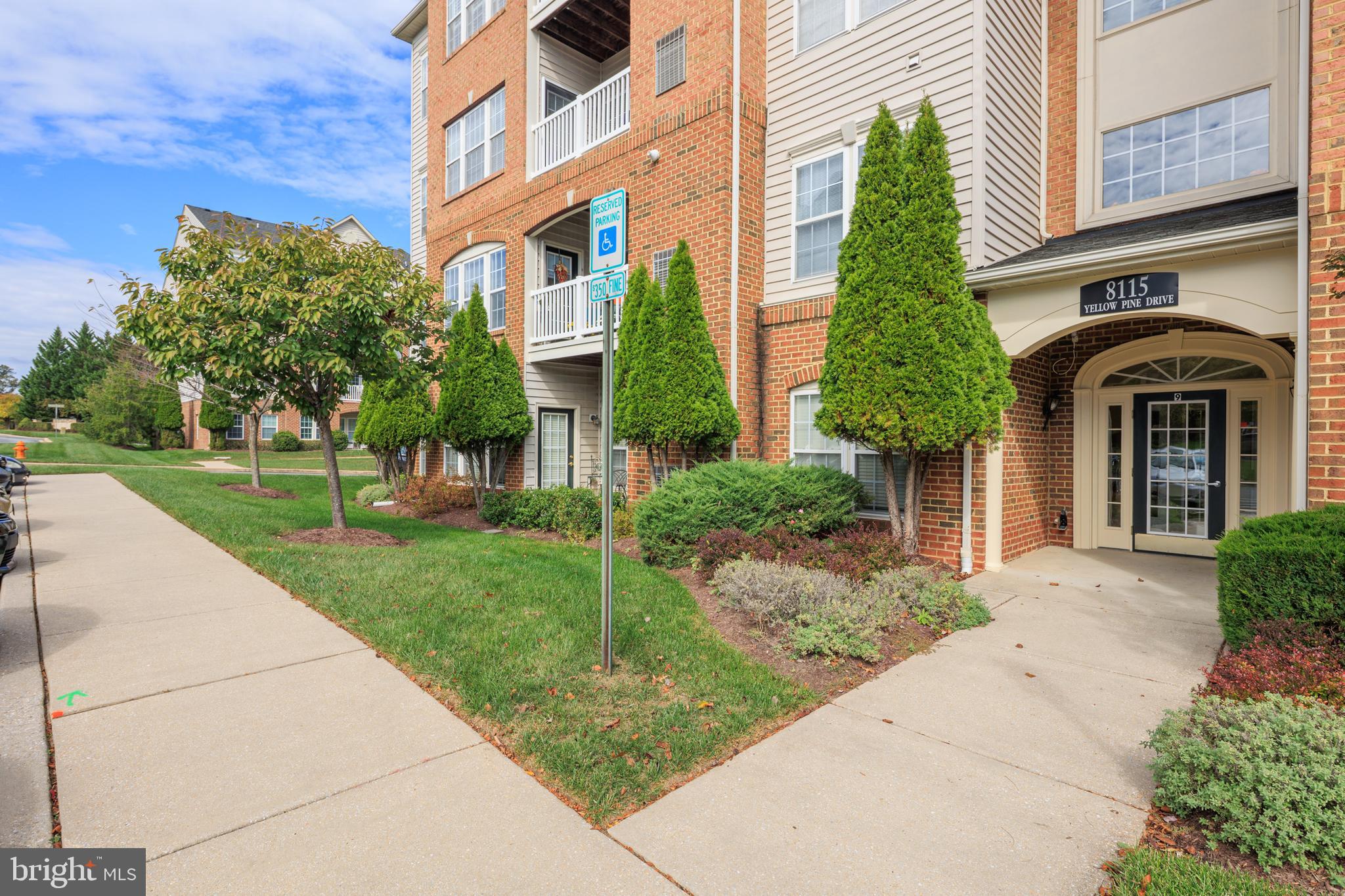HEARTHSTONE AT VILLAGE CREST CONDOMINIUMS - Residential